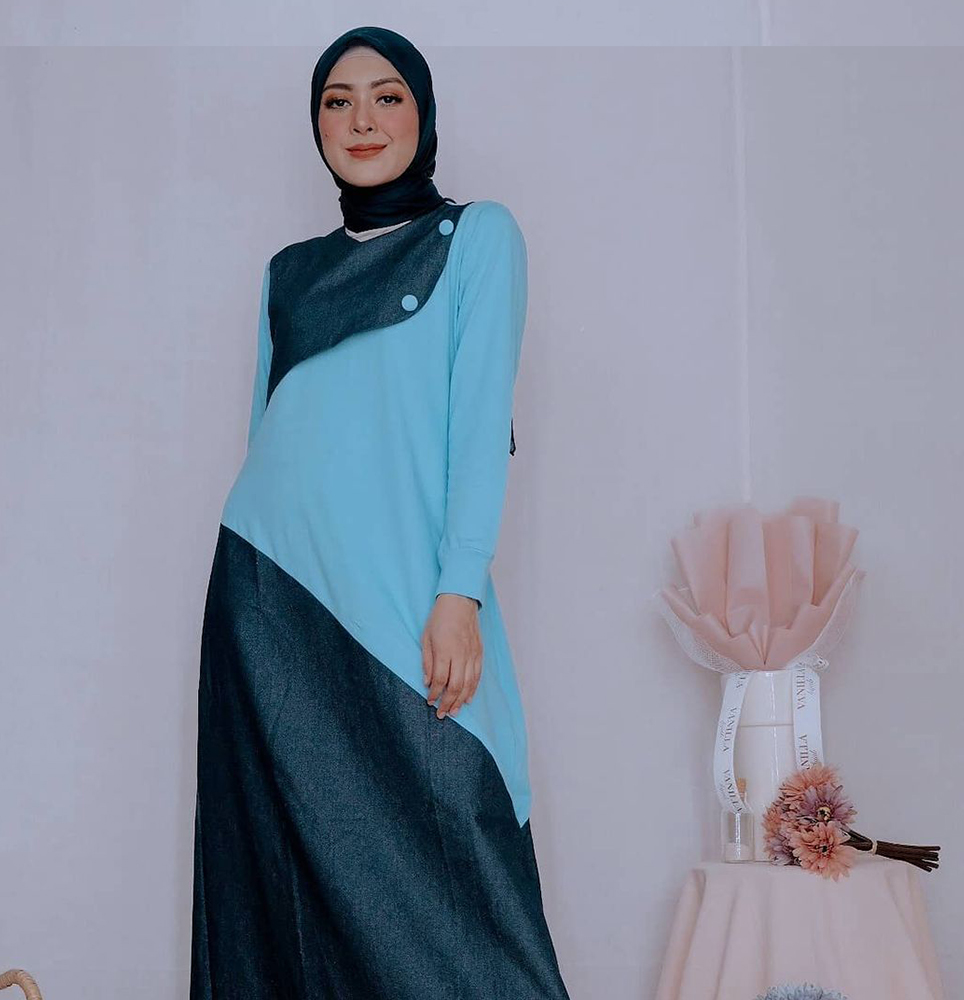 batrisyia-gamis-cross-denim